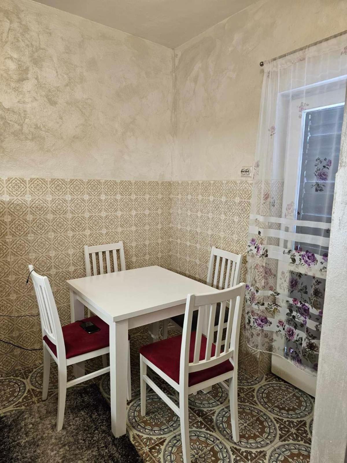 קוטור Ab Apartmani Risan מראה חיצוני תמונה